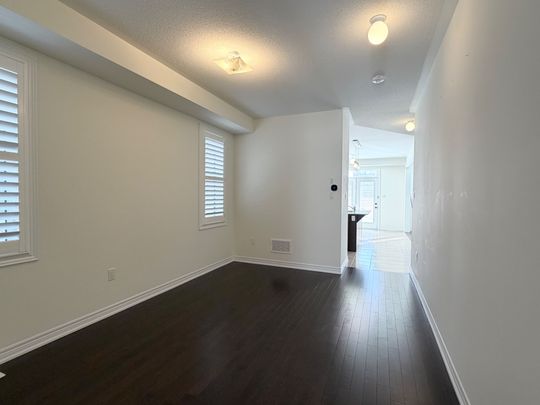 For Lease - 111 Markview Road Unit# Upper, Whitchurch-Stouffville, Ontario - Photo 1