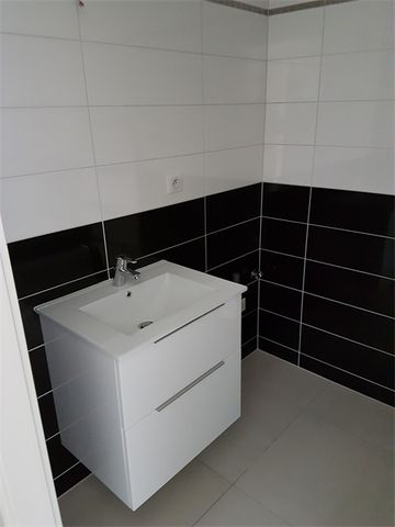 Location Appartement 61.43 M² SAINT-LOUIS 1 115 € - Photo 4