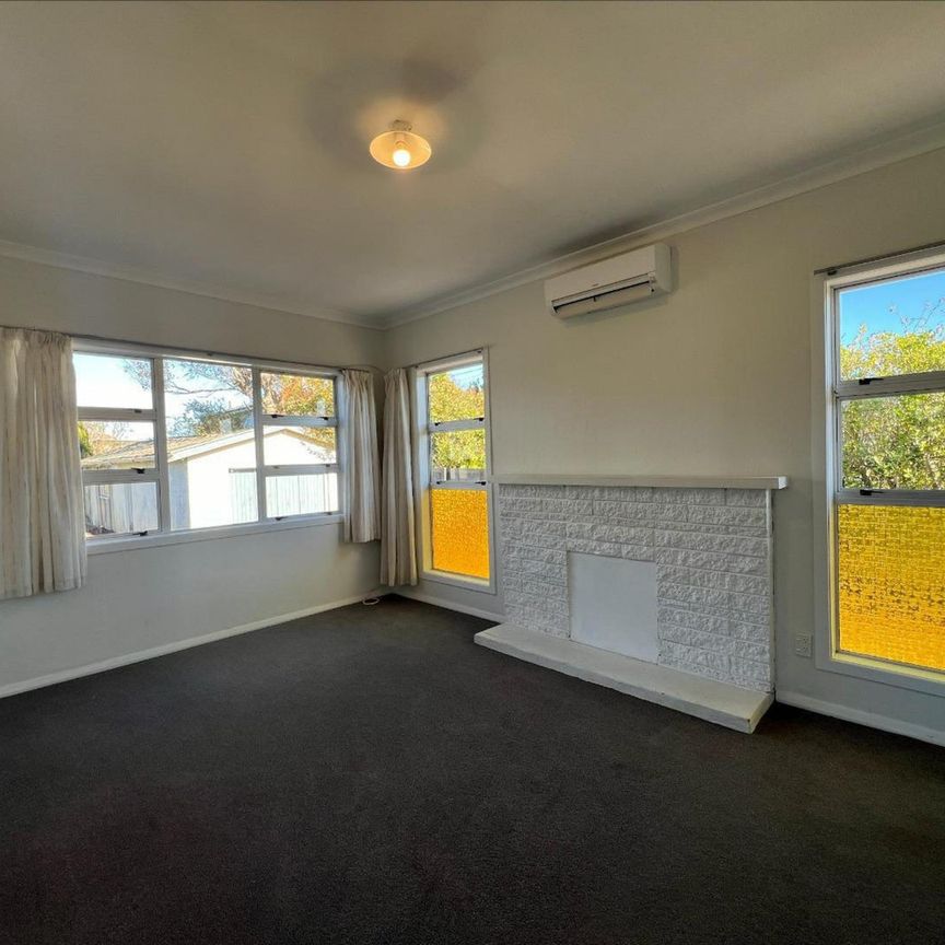 Comfortable three-bedroom home - Photo 1