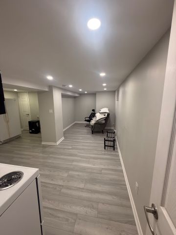 For Lease - 850 Carlaw Avenue Unit# Basement, Toronto, Ontario - Photo 4