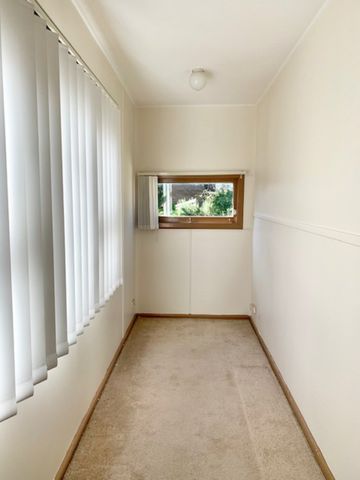 Comfortable & Cosy Two Bedroom Home - Photo 4