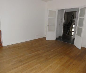 Location Appartement 3 pièces 65m² LE CREUSOT 71200 - Photo 3