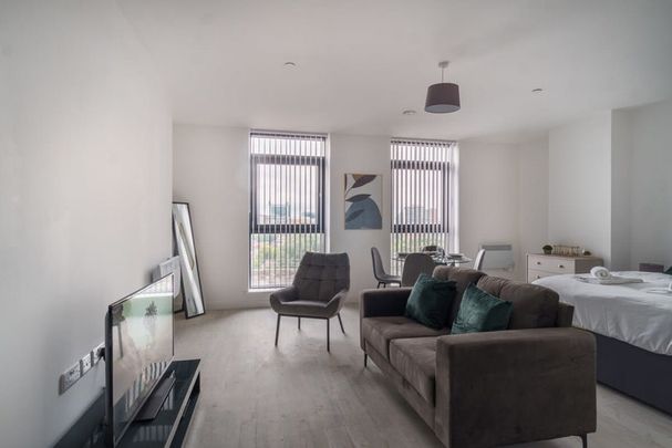 Furness Quay - Photo 1