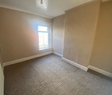 Everard Street, BARRY - Photo 2