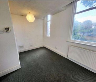 1 Bedroom Terraced To Let - Photo 6