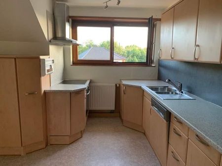 Location Appartement 3 pièces 80m² - Photo 2