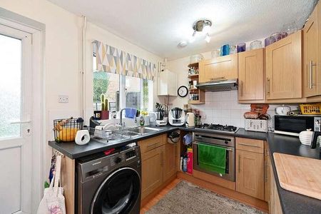 Caernarvon Road, Chichester, PO19 - Photo 5