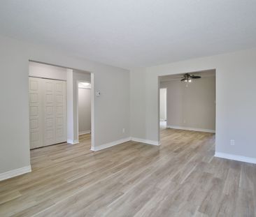 For Lease - 3691 Albion Road Unit# 52, Blossom Park - Airport and A... - Photo 1