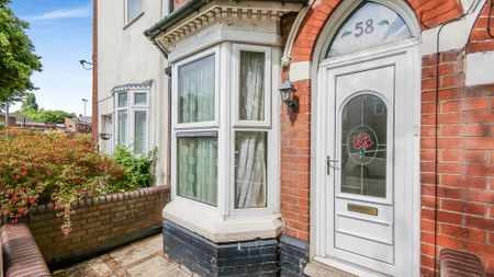3 bedroom terraced house to rent - Photo 4