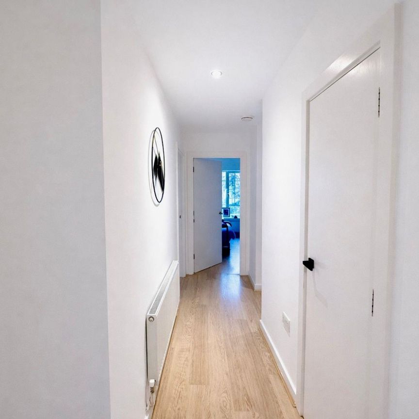 1 bedroom Flat To Let Total Size: 732 SQ FT - Photo 1