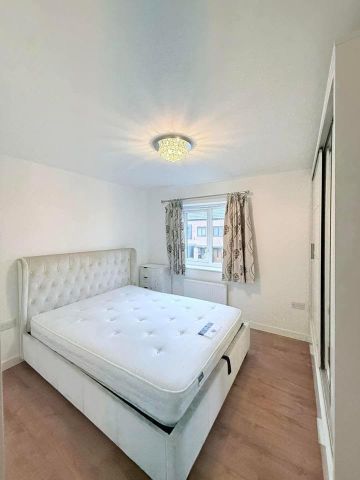 3 bedroom detached house to rent - Photo 2