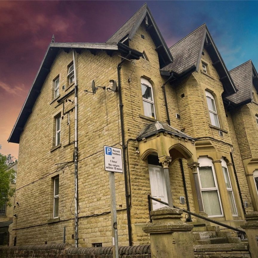 Trinity Street, Huddersfield, HD1 - Photo 1