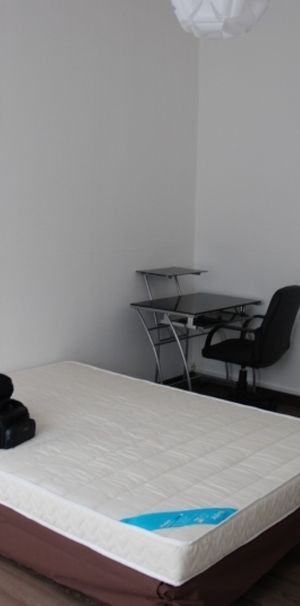 FAUBOURG DE BETHUNE Roommate 4 Bedrooms at Douai - Photo 1