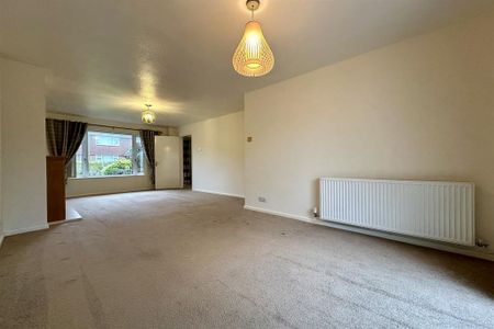 3 bedroom semi-detached house to rent - Photo 2