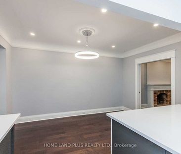 For Lease - 274 Sheldrake Boulevard, Toronto, Ontario - Photo 5