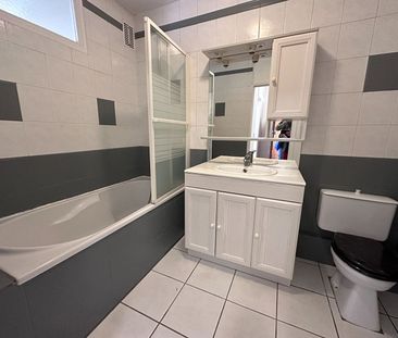 Location Appartement 2 pièces 49m² - Photo 2