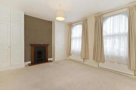 4 bedroom terraced house to rent - Photo 3