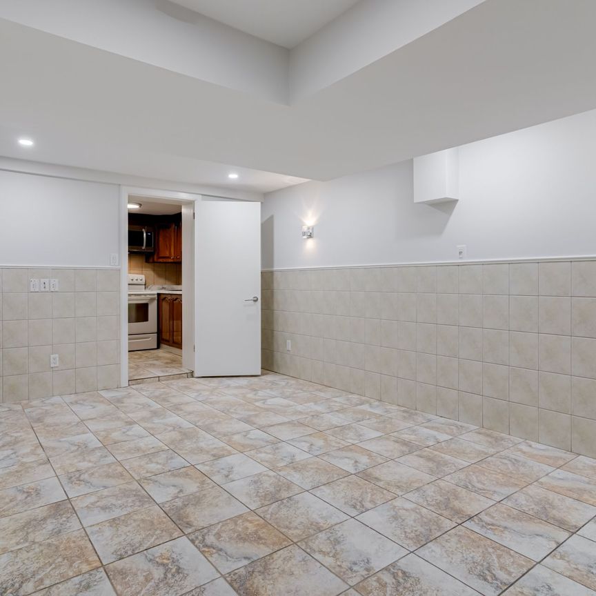 For Lease - 30 Lacey Avenue Unit# Bsmt, Toronto, Ontario - Photo 1