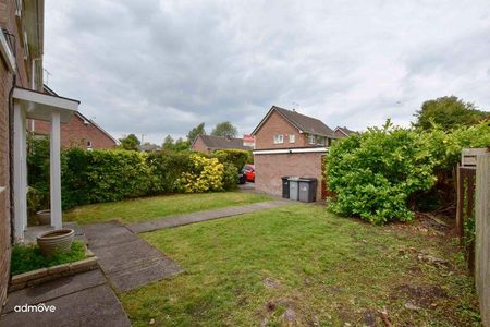 3 bedroom semi-detached house to rent - Photo 3