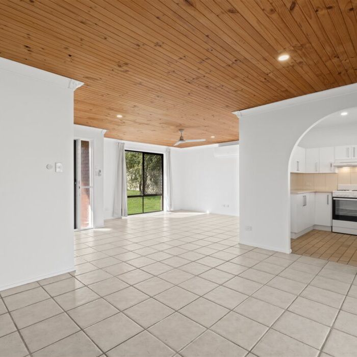 3 Bedroom Home in Redbank Plains - Photo 1