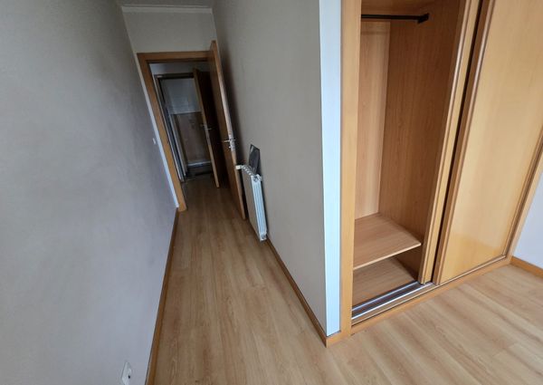 Apartamento T3 situado nas Barrocas em Aveiro.