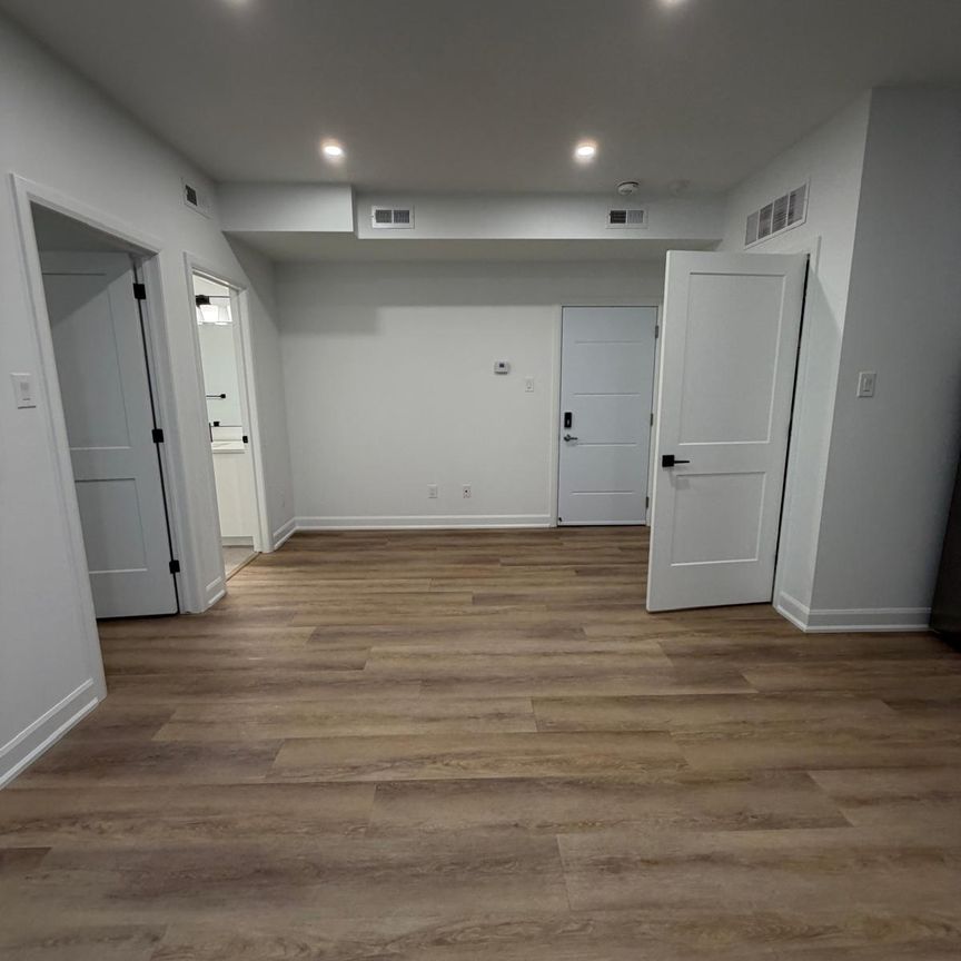 70 Havelock Street - Photo 1