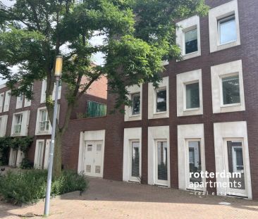 Maashaven N.z., Rotterdam - Photo 2