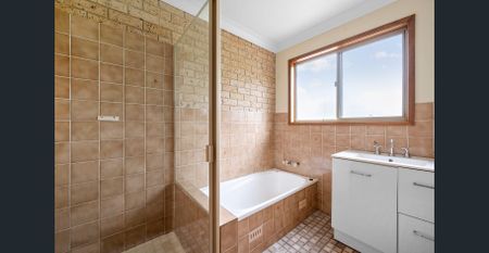 3 Bedroom Townhouse - Photo 5