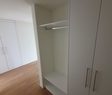 Frisch renovierte 2.5 Zimmerwohnung in Zürich mit grosser Terasse - Foto 4