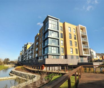 2 bedroom Flat in Cygnet House, Reading - Photo 1
