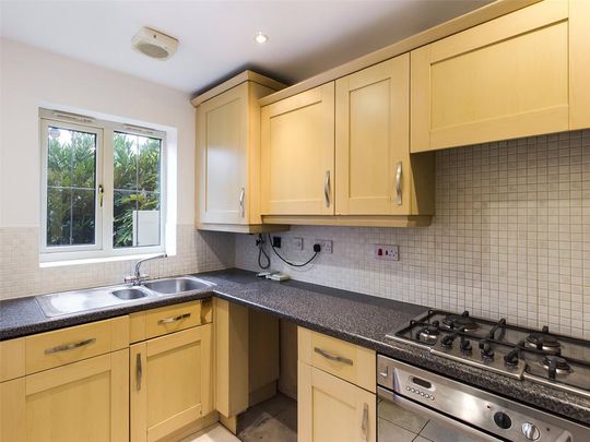 2 bedroom terraced house to rent - Photo 1