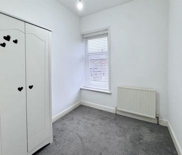 2 Bedroom Terraced To Let - Photo 4