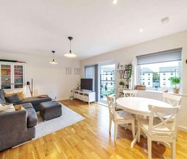 Kennett Lane, Chertsey, Surrey, KT16 - Photo 4