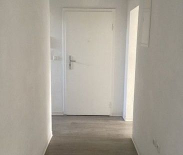 Sonnige 3,5-Zi.-Wohnung mit Balkon - Photo 1