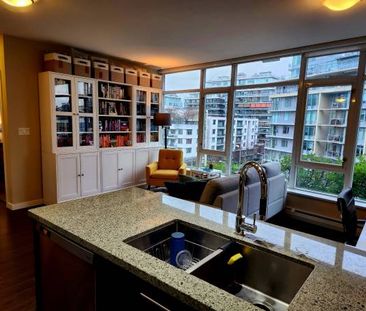 $2,800 / 1br - 550ft2 - Olympic Village 1 BR+flex+parking+storage lock - Photo 1