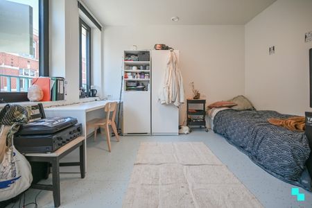 Studentenkamer met eigen sanitair in centrum Kortrijk - Photo 3