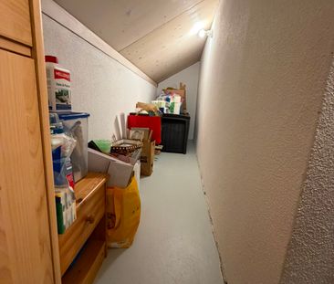2.5 Zimmer, 102 m², 3. Stock - Photo 1