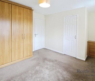 2 bedroom semi-detached house to rent - Photo 3