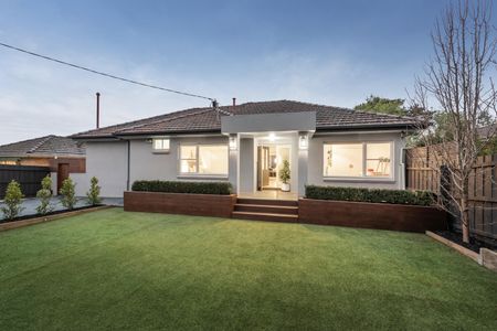 354 Belmore Road, Balwyn VIC 3103 - House For Rent | Domain - Photo 5