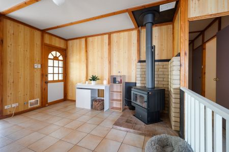 Spacious & Comfortable Family Home for Lease! - Photo 2