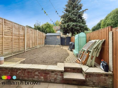 Yew Tree Rise, Ipswich - Photo 5