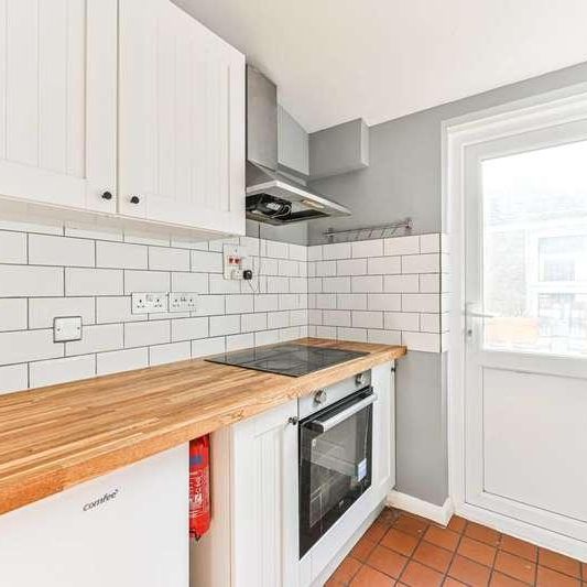 Walton Road, Plaistow, E13 - Photo 1