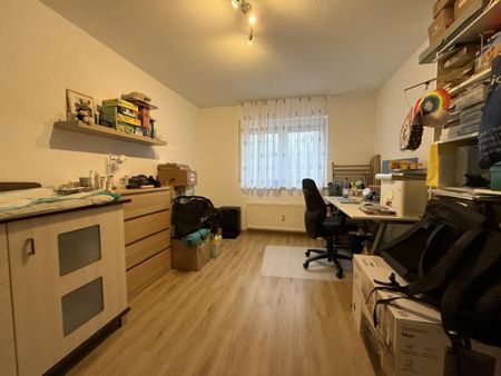 renovierte 3-Zimmer EG-Wohnung in Satteldorf ab 01.05. frei - Photo 3
