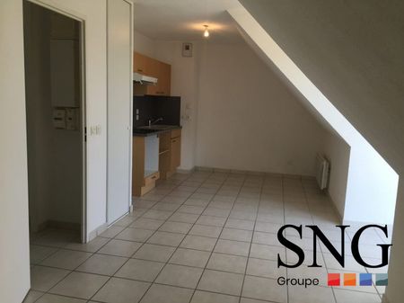 T2 AVEC BALCON ET PARKING - Photo 4