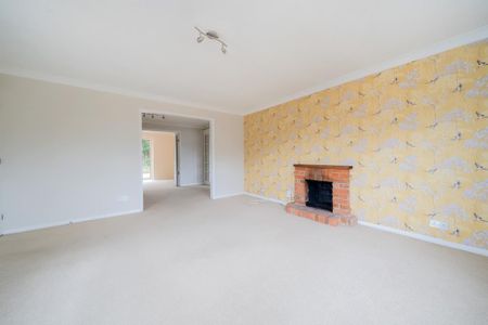 3 bedroom detached bungalow to rent - Photo 4