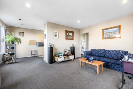 3-Bedroom Home with Garage - Rangiora - Photo 3