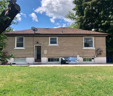 For Lease - 529 Third Line Unit# Main, Oakville, Ontario - Photo 1