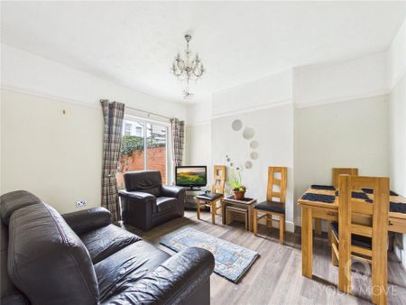 1 bedroom property to rent - Photo 2