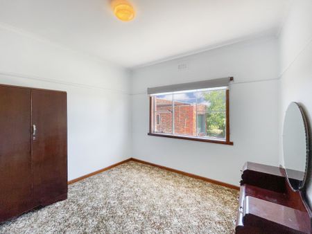 39 Hawthorn Grove, Wendouree - Photo 2