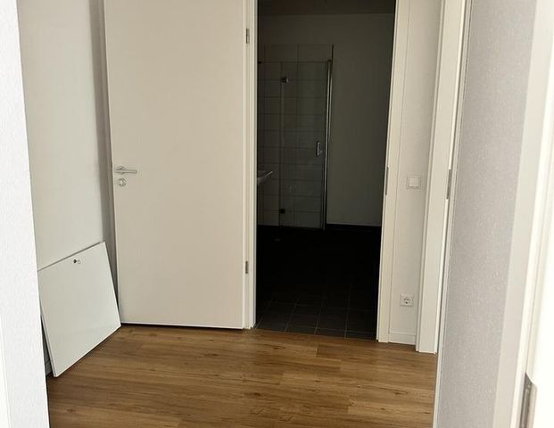 Bezugsfertige Wohnung - Einfach Möbel rein und Füße hoch! - Foto 1